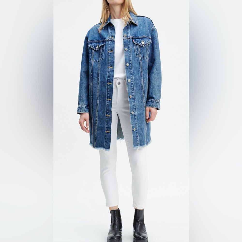 Levi's® Premium EXTRA LONG TRUCKER JACKET